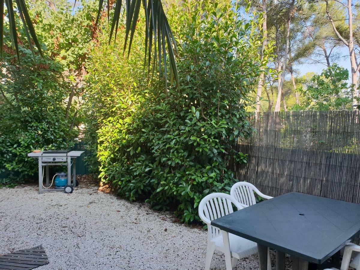 Duplex Hyeres Apartment Luaran gambar