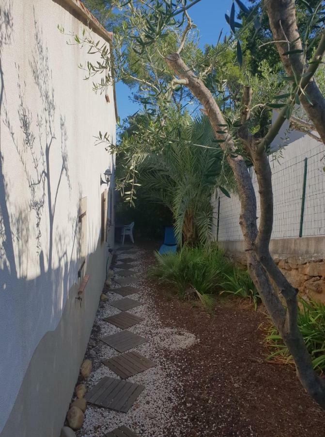Duplex Hyeres Apartment Luaran gambar
